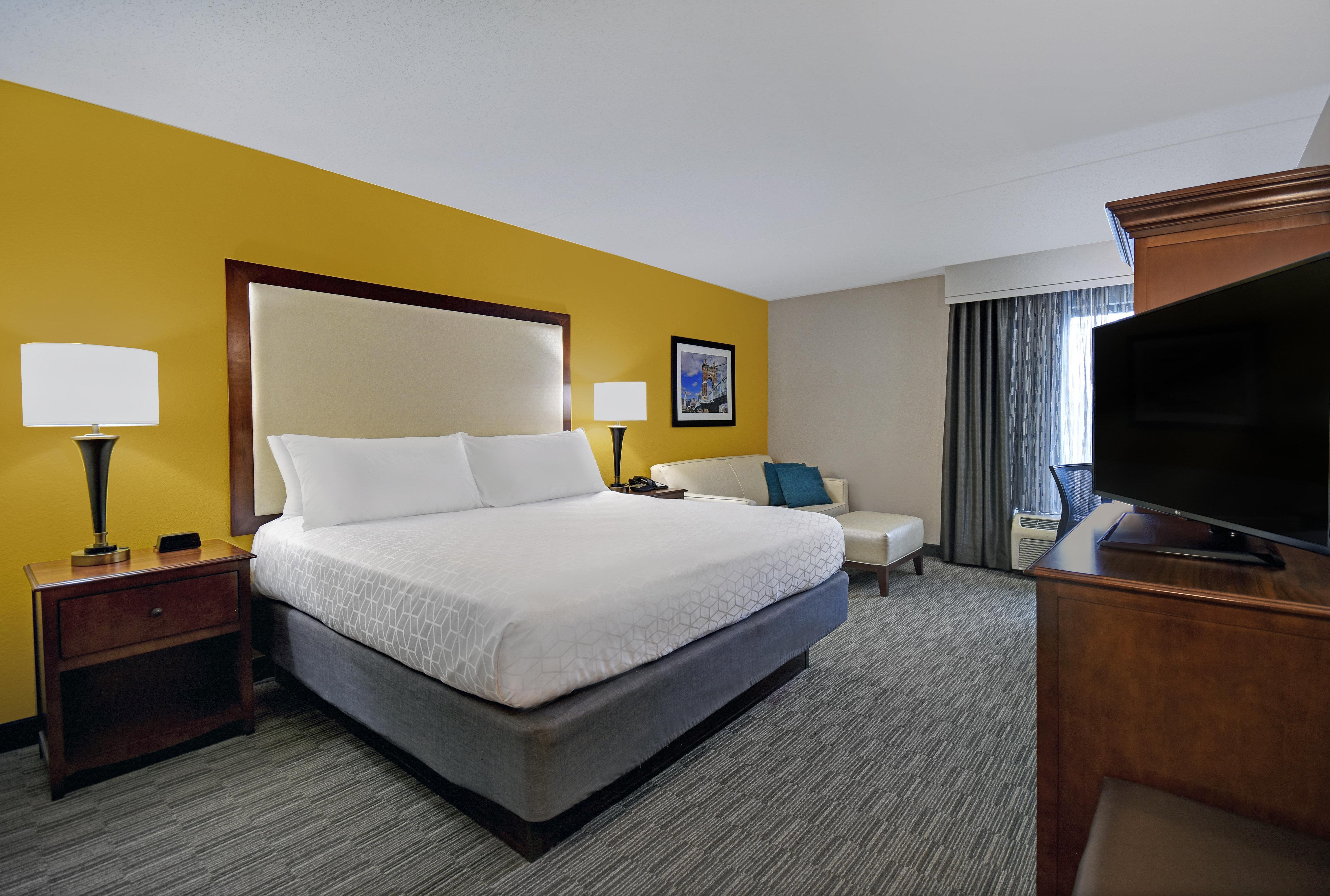 Holiday Inn Express & Suites Cincinnati Riverfront By Ihg Covington Kültér fotó