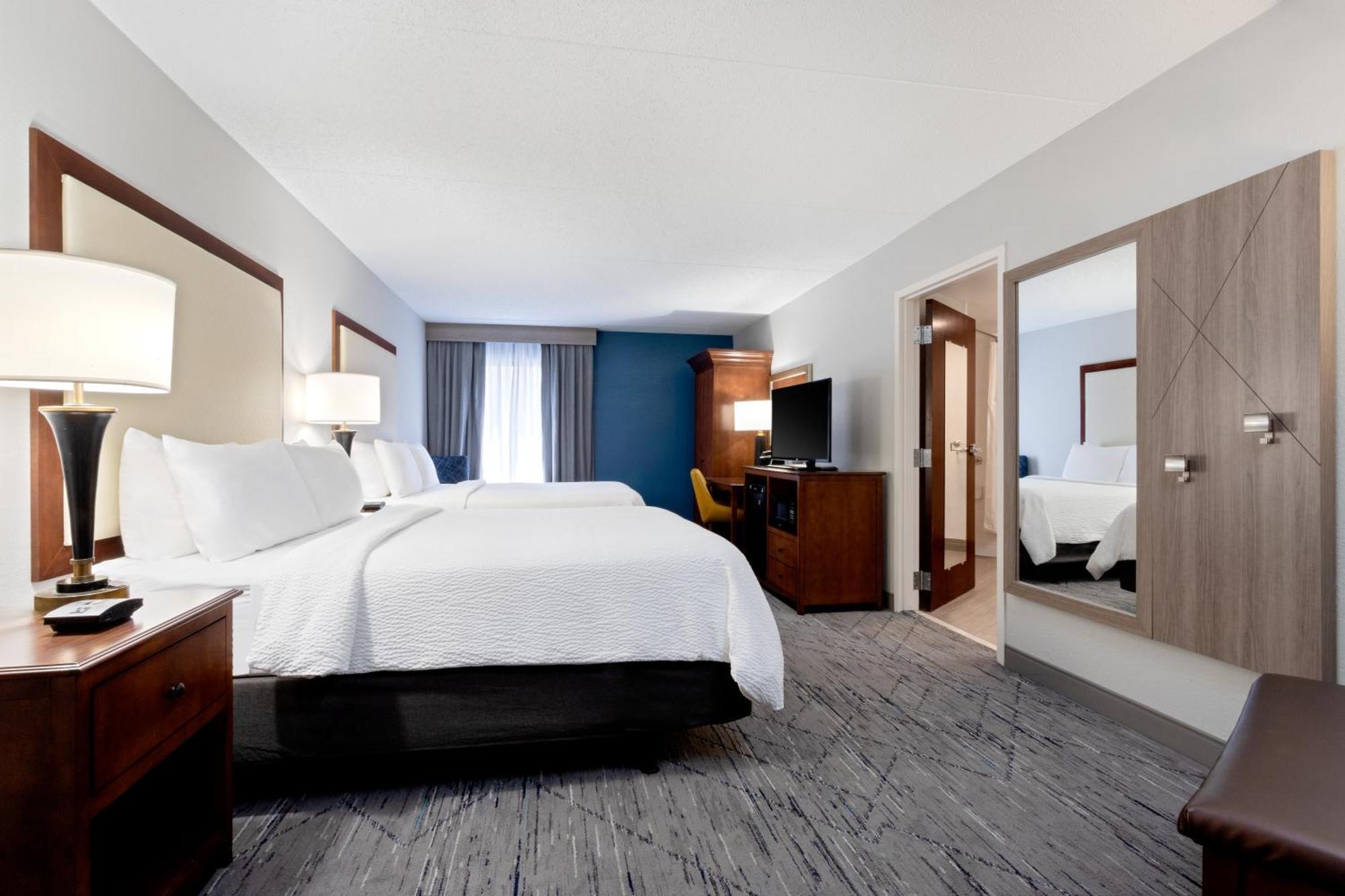 Holiday Inn Express & Suites Cincinnati Riverfront By Ihg Covington Kültér fotó