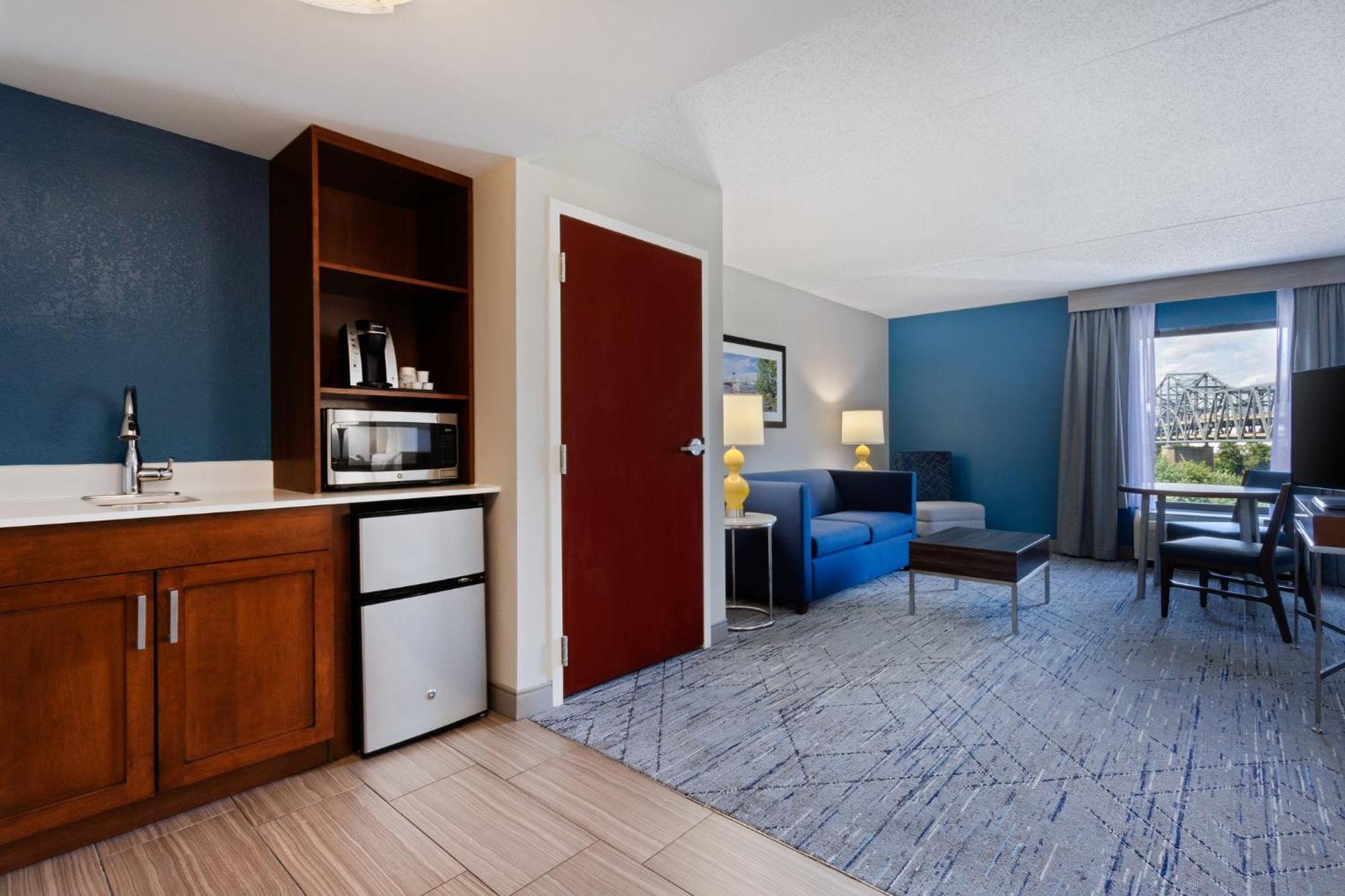 Holiday Inn Express & Suites Cincinnati Riverfront By Ihg Covington Kültér fotó
