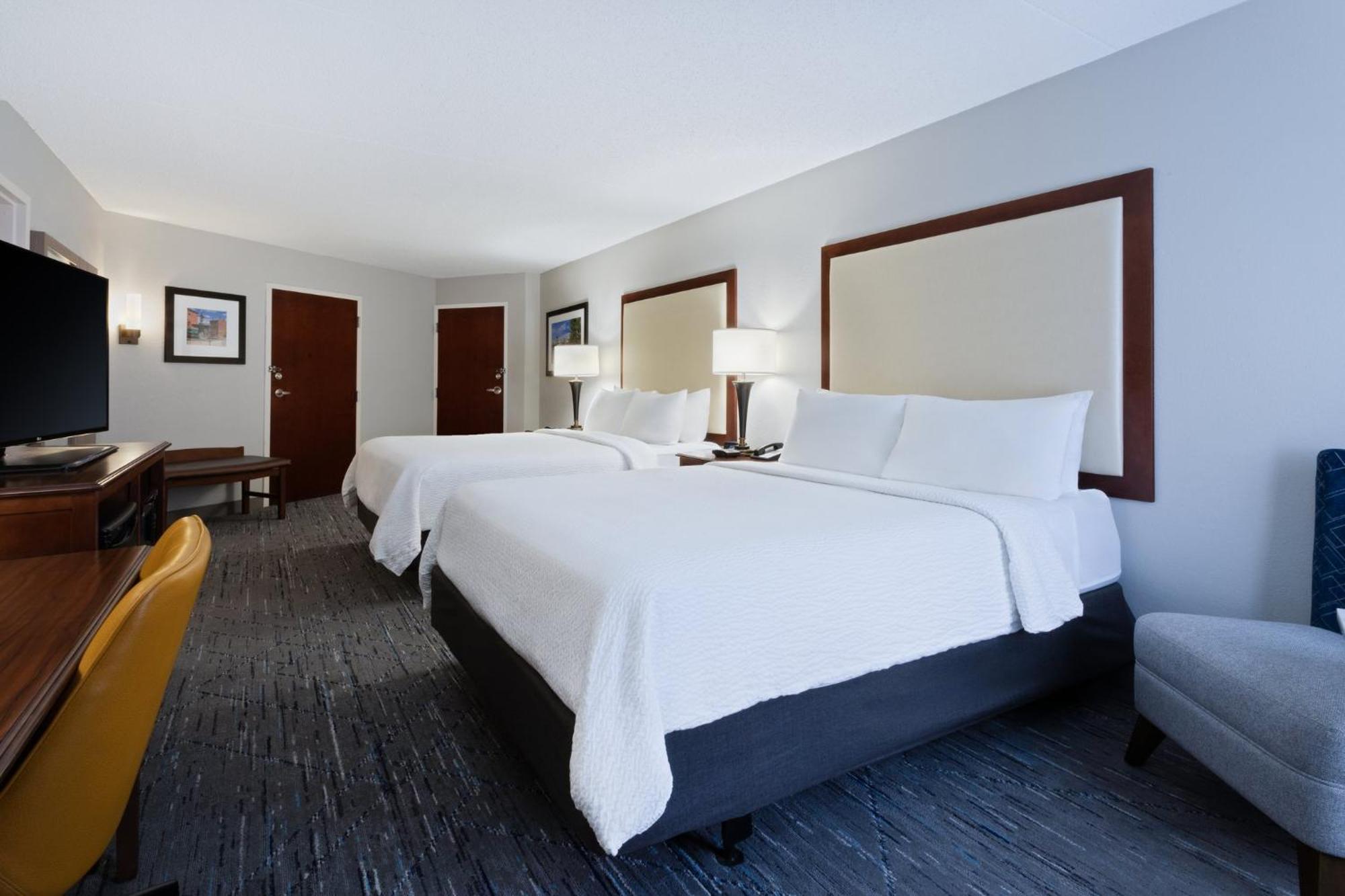 Holiday Inn Express & Suites Cincinnati Riverfront By Ihg Covington Kültér fotó