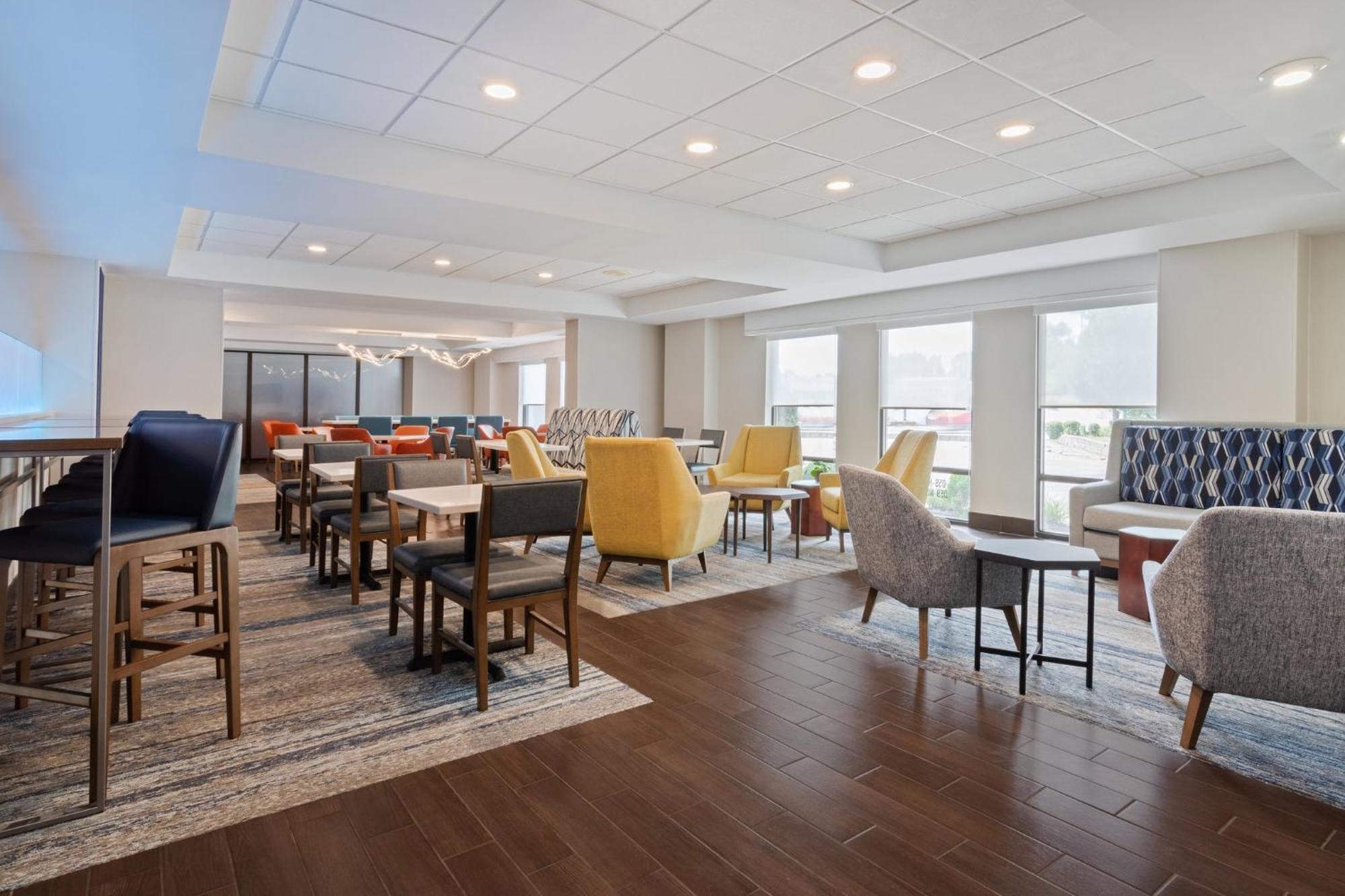 Holiday Inn Express & Suites Cincinnati Riverfront By Ihg Covington Kültér fotó