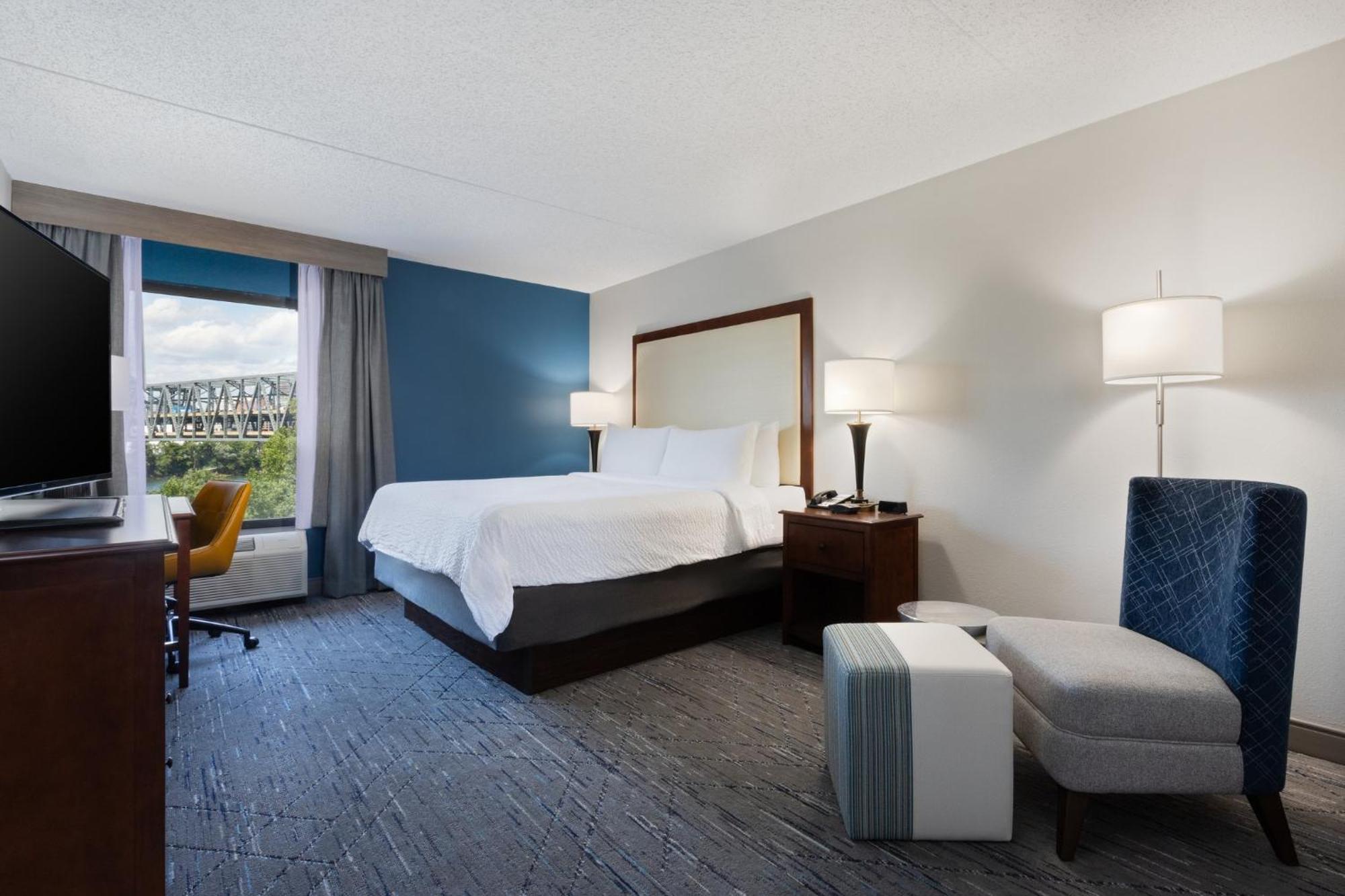 Holiday Inn Express & Suites Cincinnati Riverfront By Ihg Covington Kültér fotó