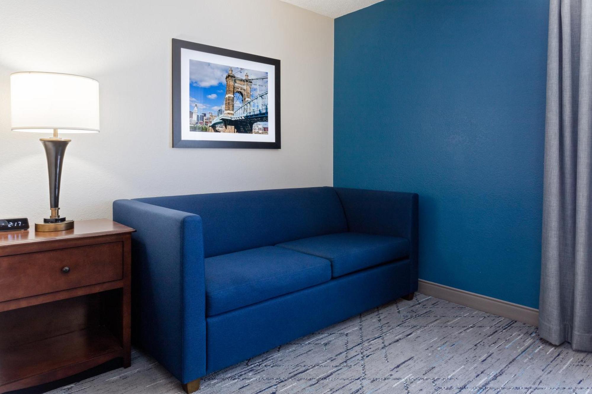 Holiday Inn Express & Suites Cincinnati Riverfront By Ihg Covington Kültér fotó