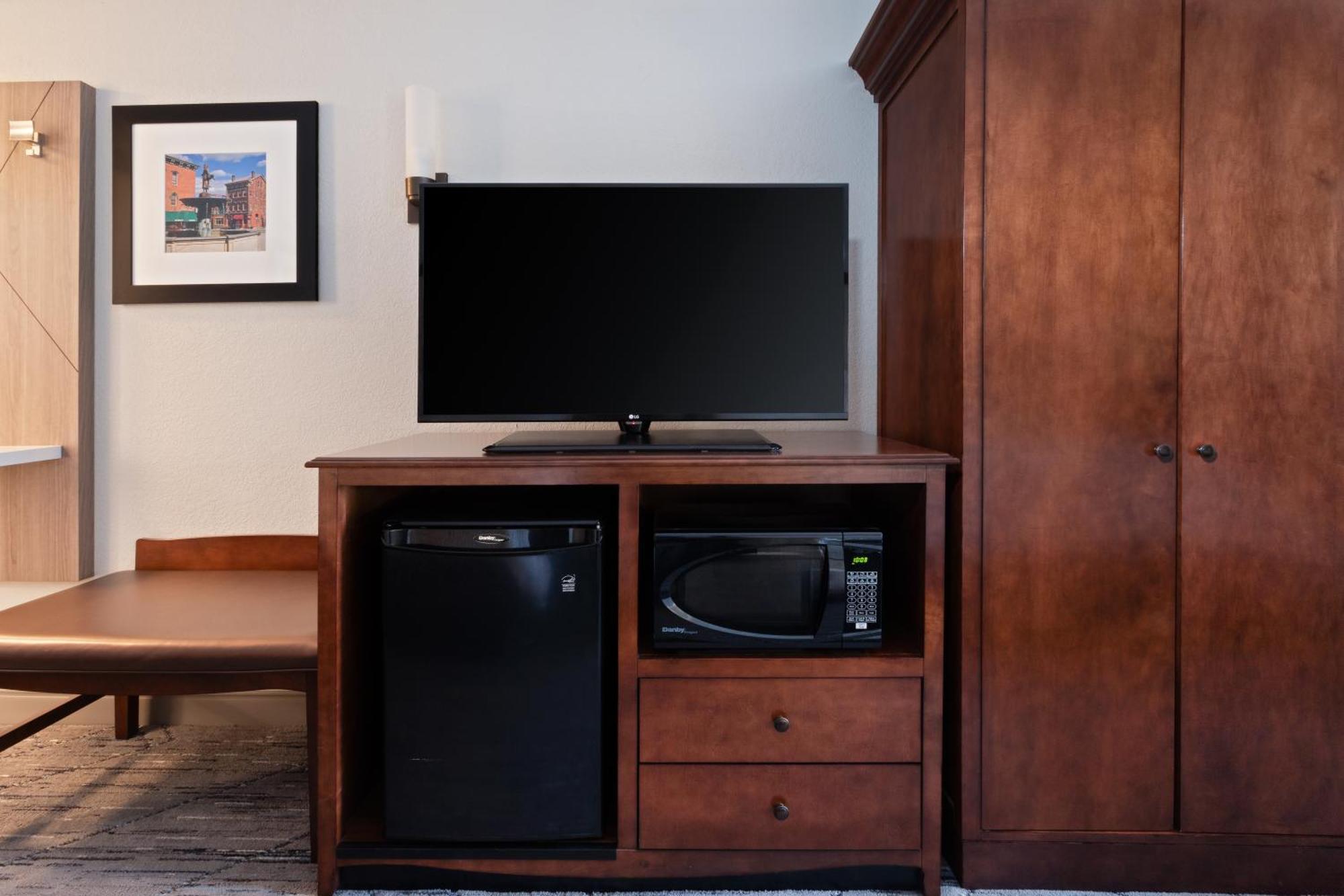 Holiday Inn Express & Suites Cincinnati Riverfront By Ihg Covington Kültér fotó