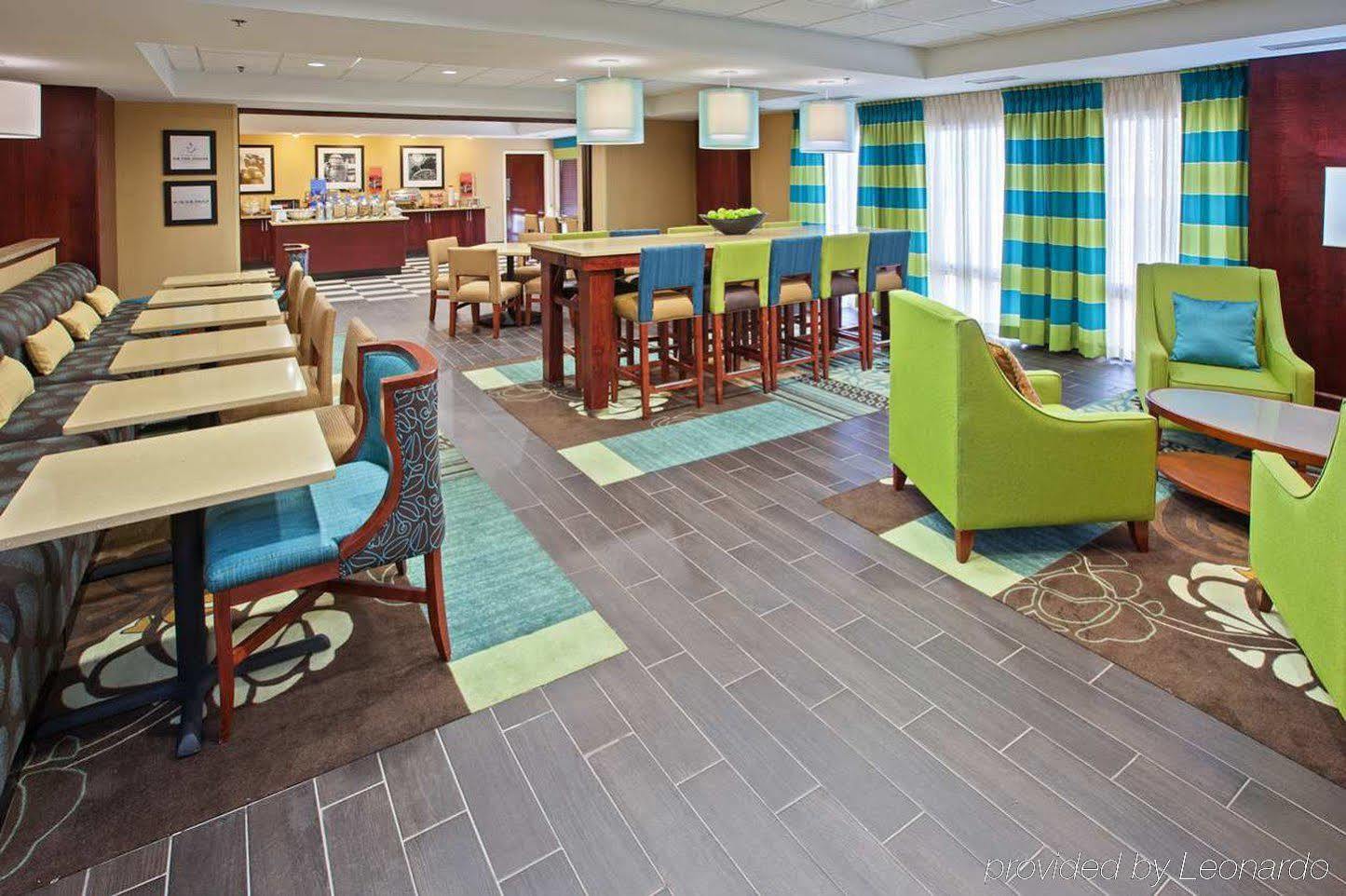 Holiday Inn Express & Suites Cincinnati Riverfront By Ihg Covington Kültér fotó